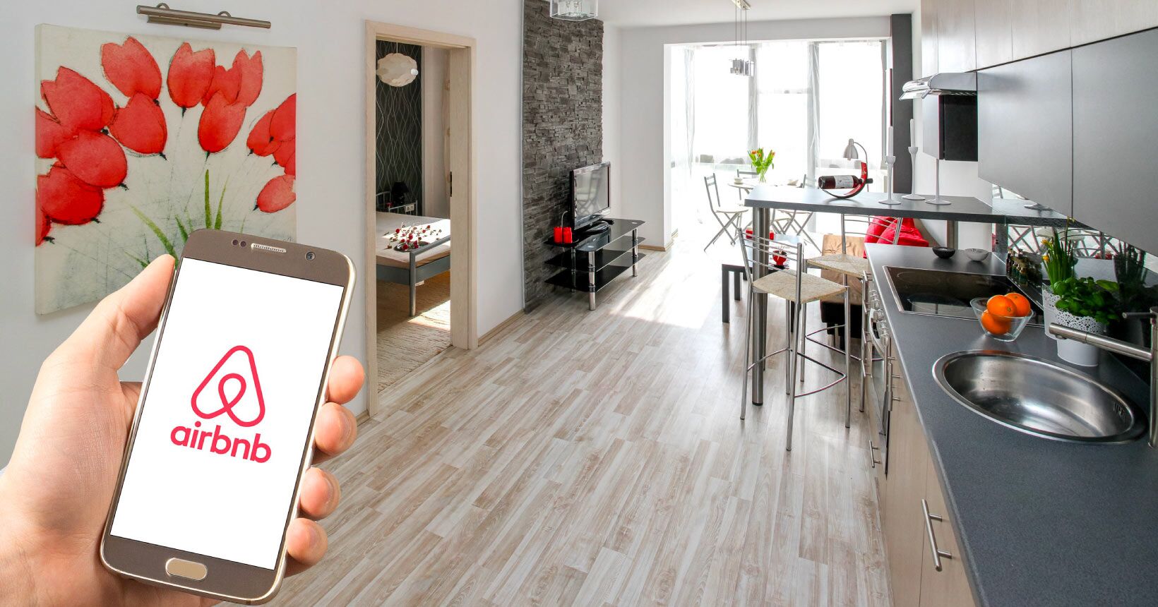 Airbnb Host Fees: What Property Managers Need to Know - Casa Rooms