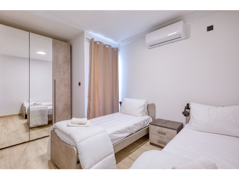 14425 - gozo property management