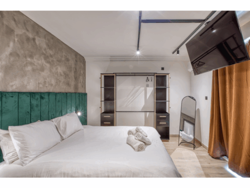 14425 - gozo property management