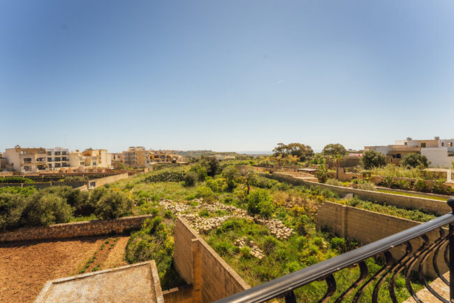 Ta’ Zaren traditional Gozo farmhouse with private swimming pool in Xagħra