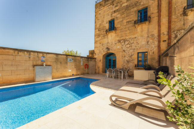 Ta’ Zaren traditional Gozo farmhouse with private swimming pool in Xagħra