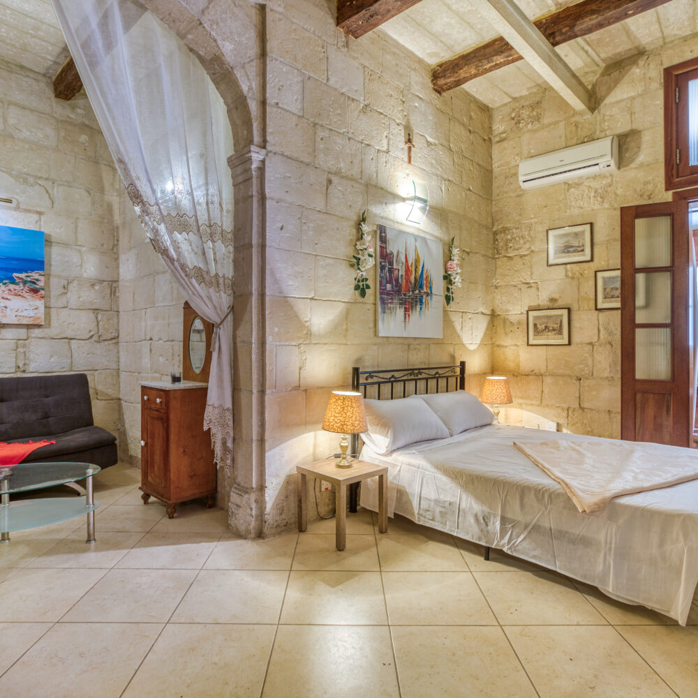 Luggage Storage in Valletta Casa Rooms