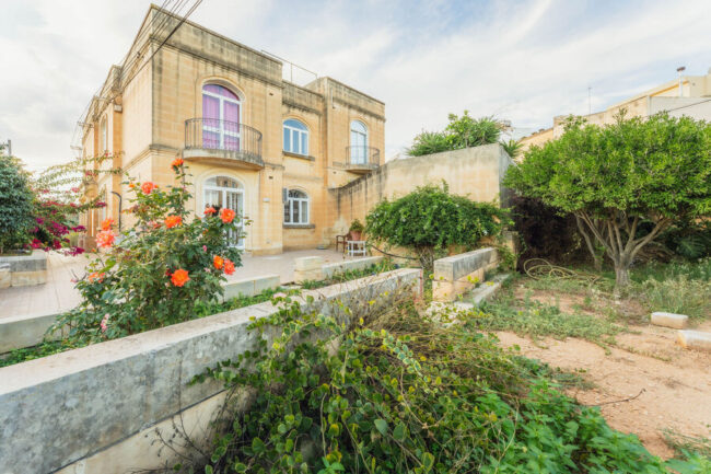 long let malta